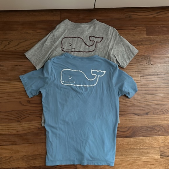 Lot of 2 boys vineyard vines large whale t-shirts size medium 12-14 - Picture 2 of 3